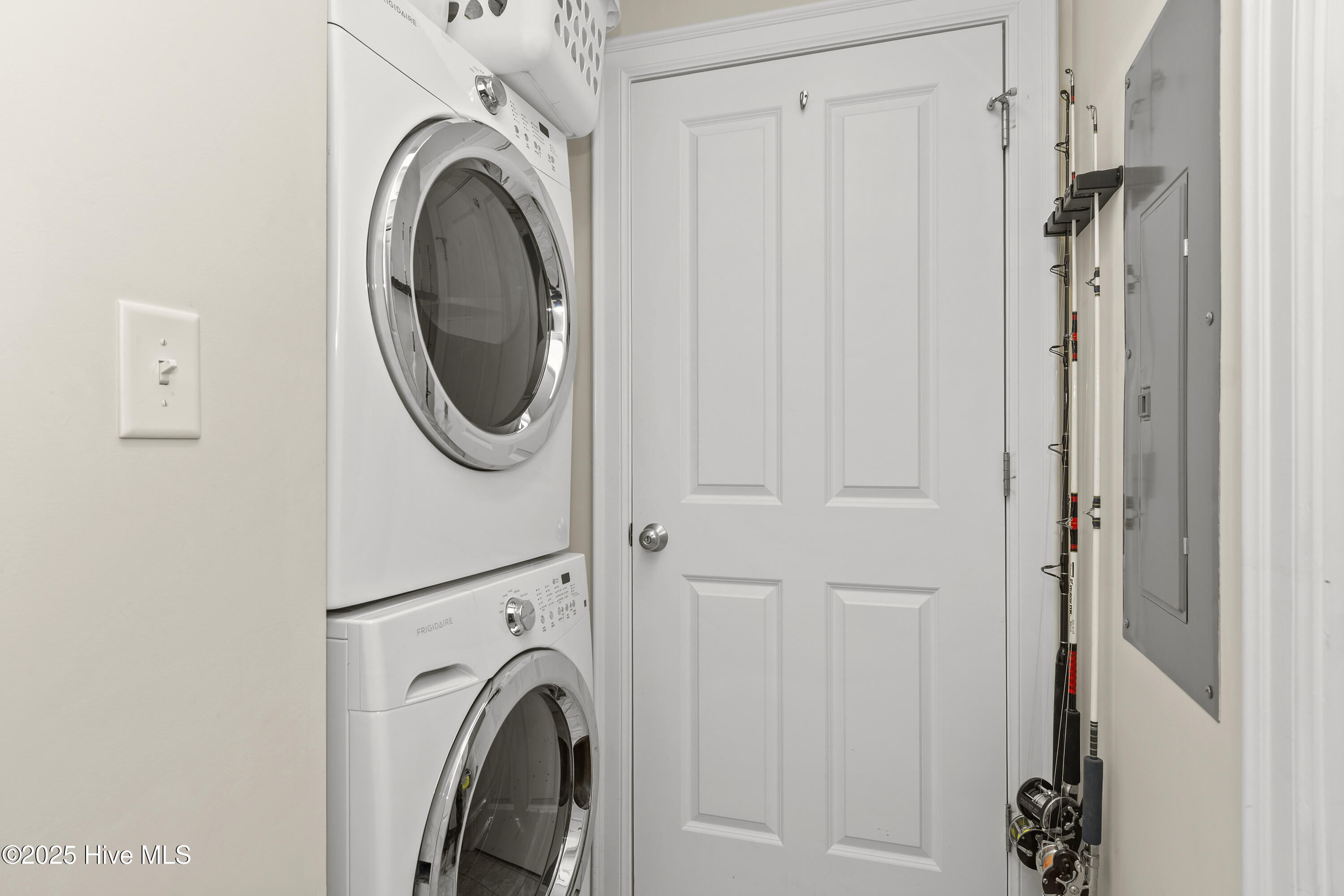 1550 Salter Path Road, Unit 103 Indian Beach, NC 28512 - Photo 53 of 105 with access to owner's closet