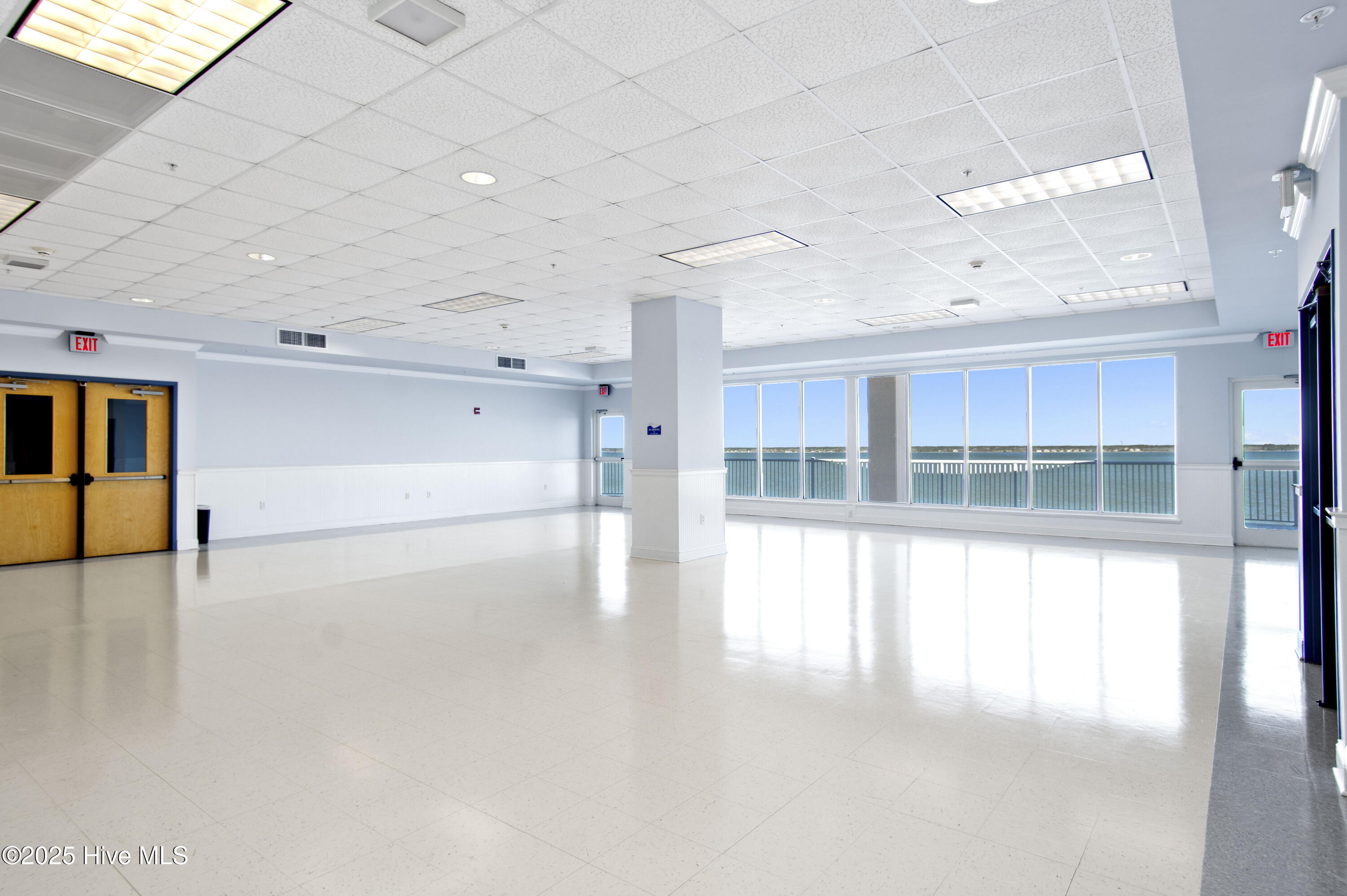 1550 Salter Path Road, Unit 103 Indian Beach, NC 28512 - Photo 86 of 105 Social Spaces