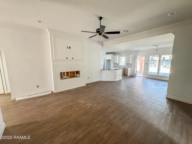 $279,900 | 103 Berchman Oaks Drive, Lafayette, LA 70506