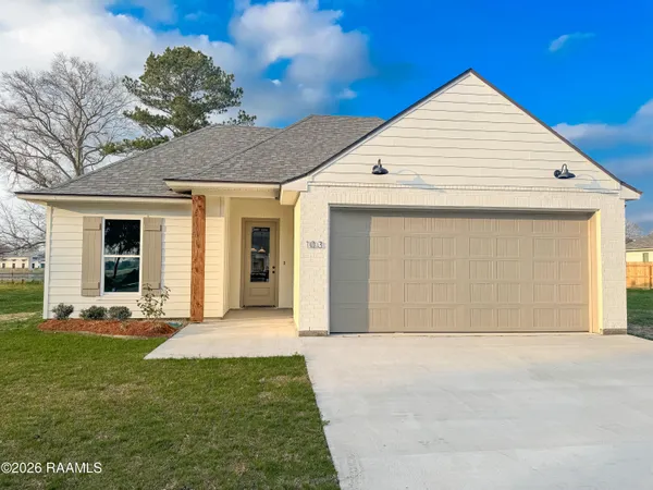 $279,900 | 103 Berchman Oaks Drive, Lafayette, LA 70506