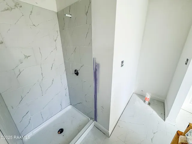 $279,900 | 103 Berchman Oaks Drive, Lafayette, LA 70506