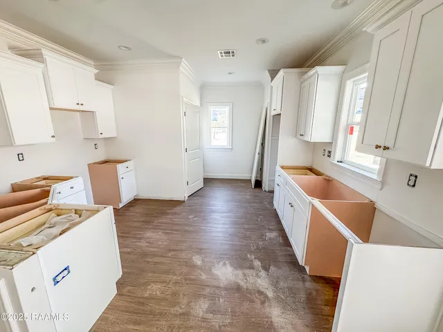 $279,900 | 103 Berchman Oaks Drive, Lafayette, LA 70506