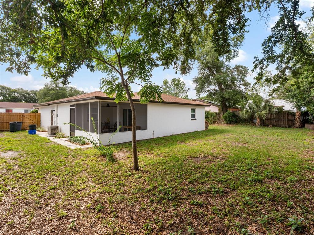871 Darwin Drive Altamonte Springs, FL 32701 - Photo 16 of 18