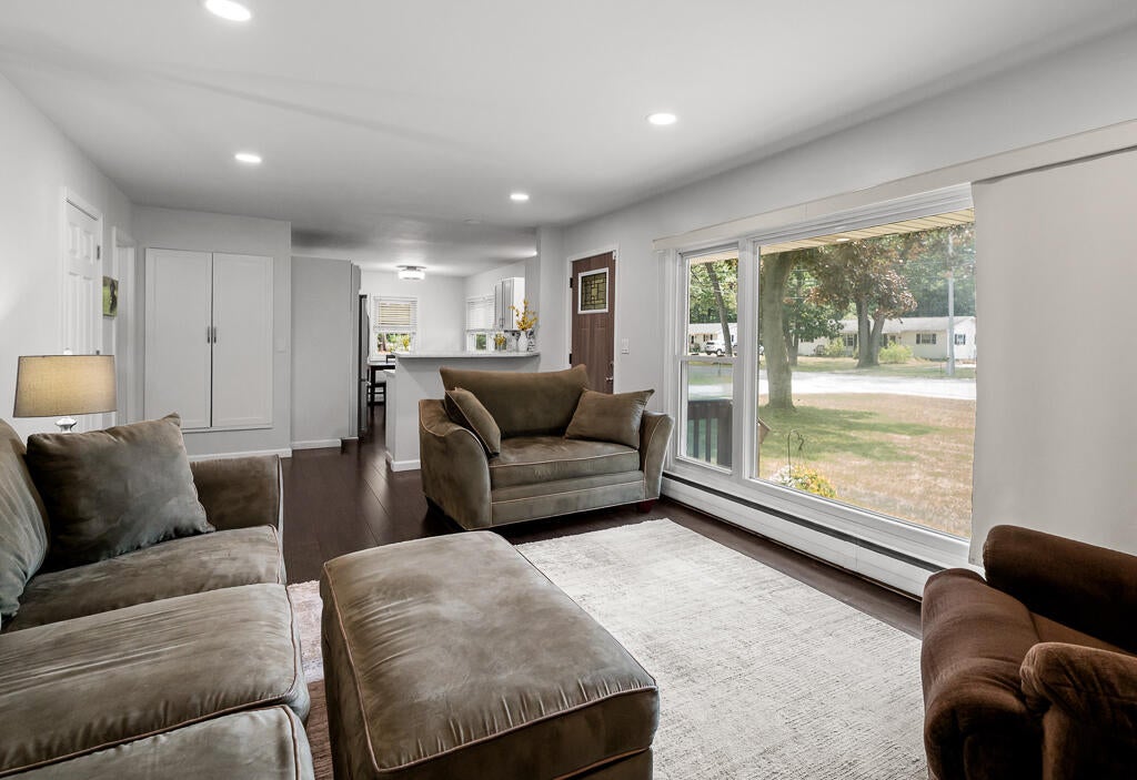 1360 Logan Road Muskegon, MI 49445 - Photo 23 of 38 Gallery Image 23