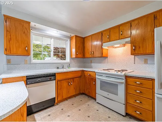 $420,000 | 3138 Columbine Street, Eugene, OR 97404