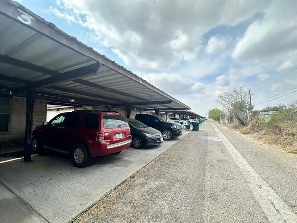 $850 | 800 West Bronze Drive, Unit 1, Pharr, TX 78577