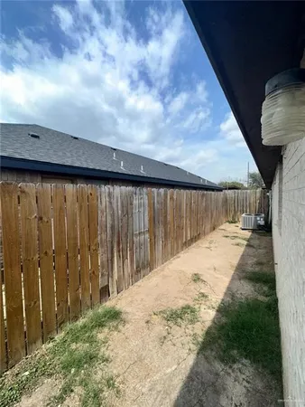 $850 | 800 West Bronze Drive, Unit 1, Pharr, TX 78577