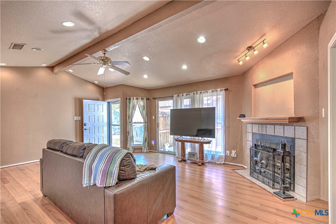4802 Stone Ridge Drive Temple, TX 76502 - Photo 5 of 27