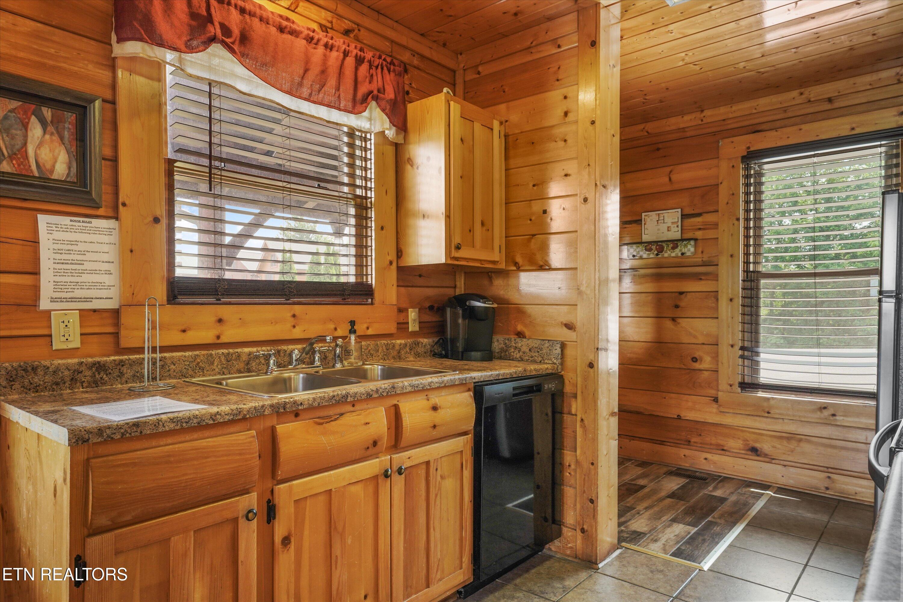 2803 White Oak Ridge Lane Sevierville, TN 37862 - Photo 8 of 38 08-2803 White Oak Ridge Ln04