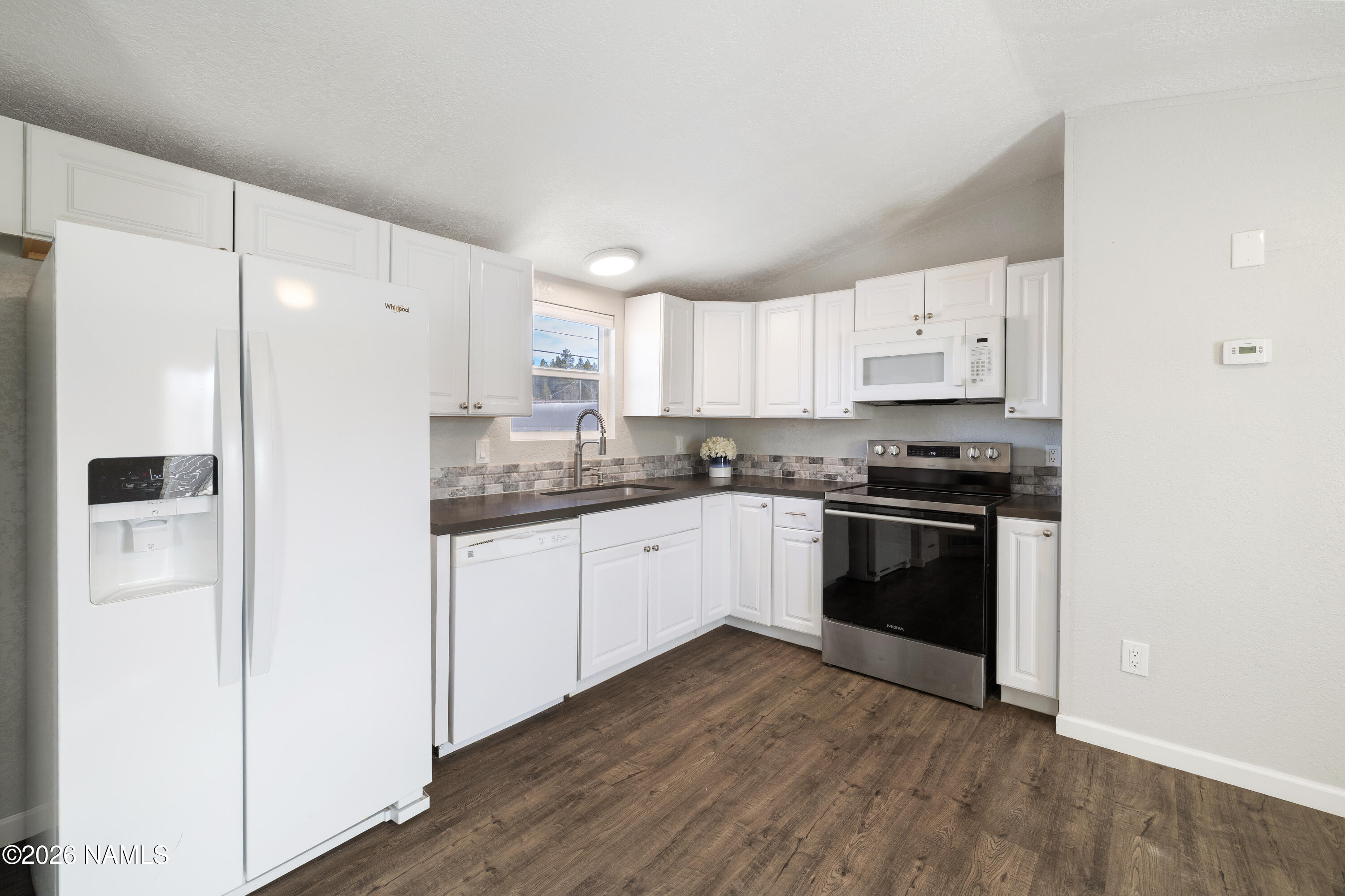 4805 South Thorn Road, Unit 8 Flagstaff, AZ 86005 - Photo 19 of 38 Upgraded Kitchen