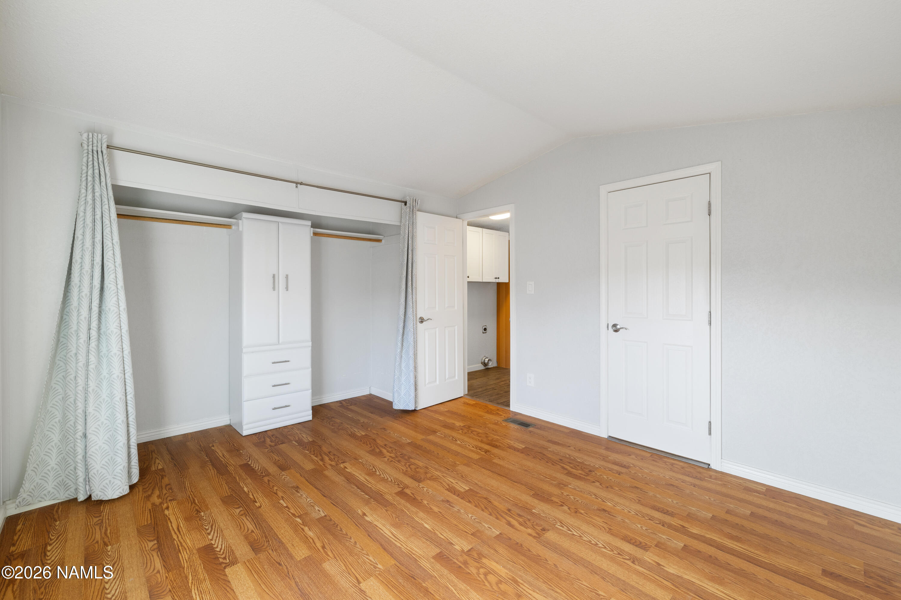 4805 South Thorn Road, Unit 8 Flagstaff, AZ 86005 - Photo 22 of 38 Primary Bedroom