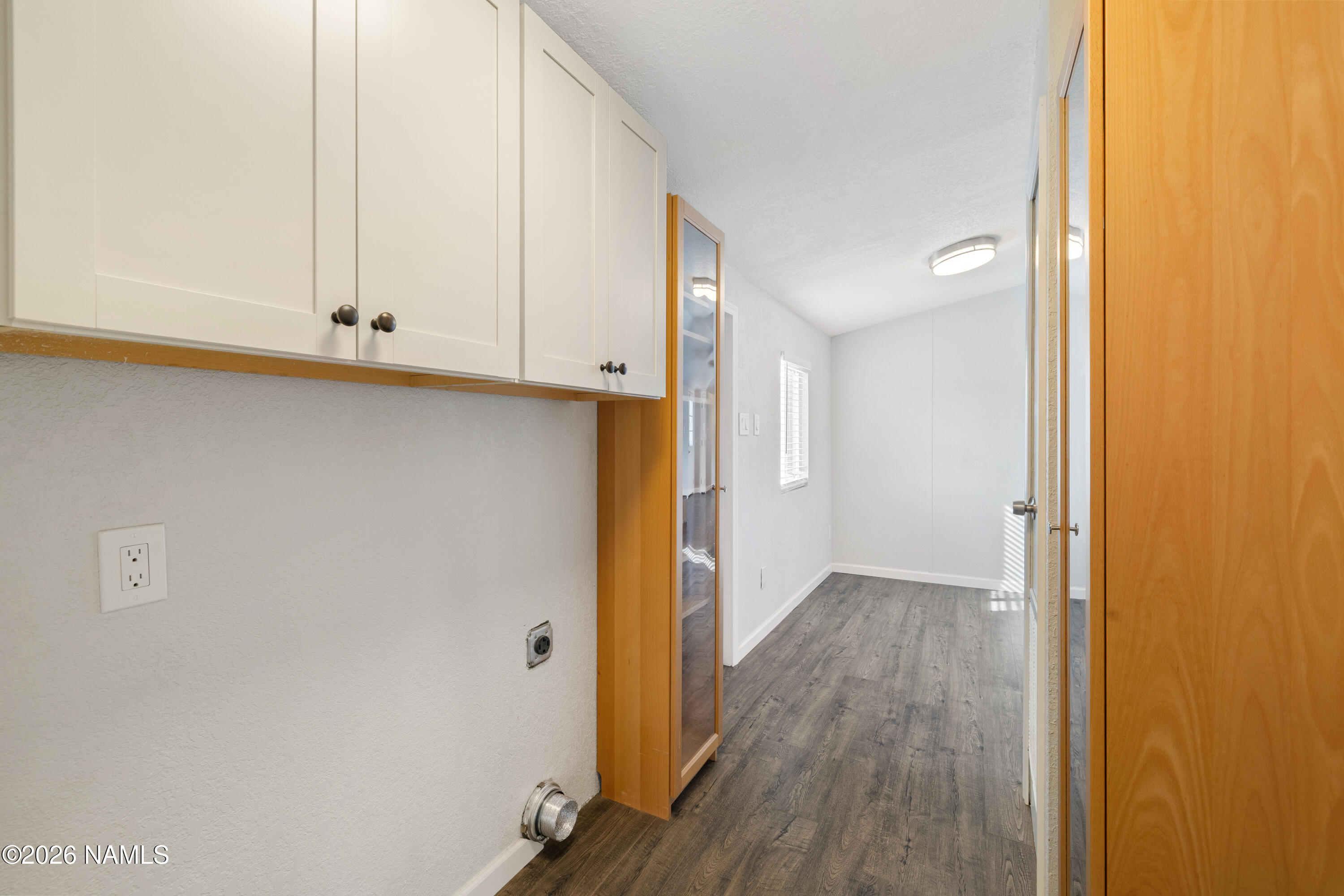 4805 South Thorn Road, Unit 8 Flagstaff, AZ 86005 - Photo 32 of 38 Hallway with Laundry Hookups