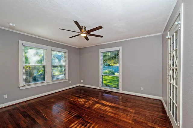 $749,900 | 6802 Vivian Avenue, Dallas, TX 75223