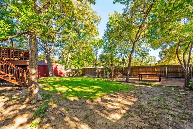 $749,900 | 6802 Vivian Avenue, Dallas, TX 75223