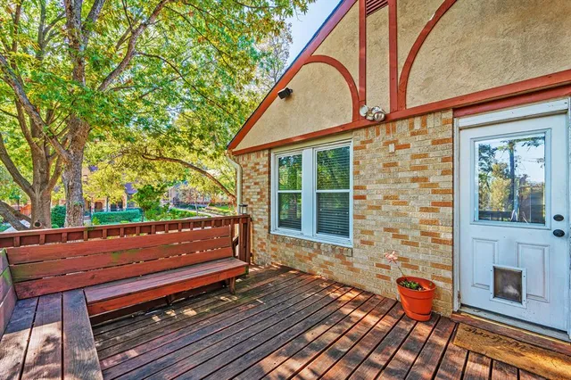 $749,900 | 6802 Vivian Avenue, Dallas, TX 75223