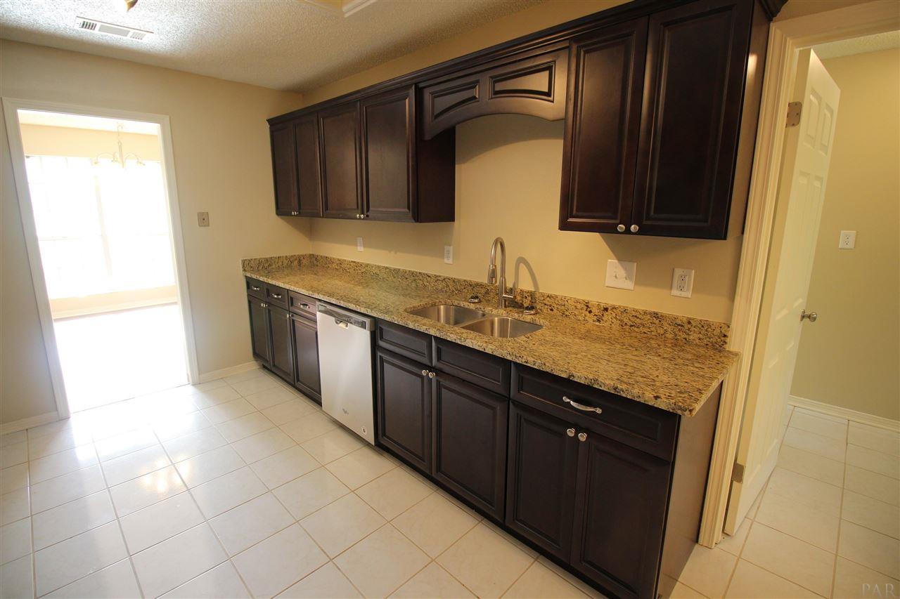 4218 Croydon Road Pensacola, FL 32514 - Photo 12 of 32 Gallery Image 12