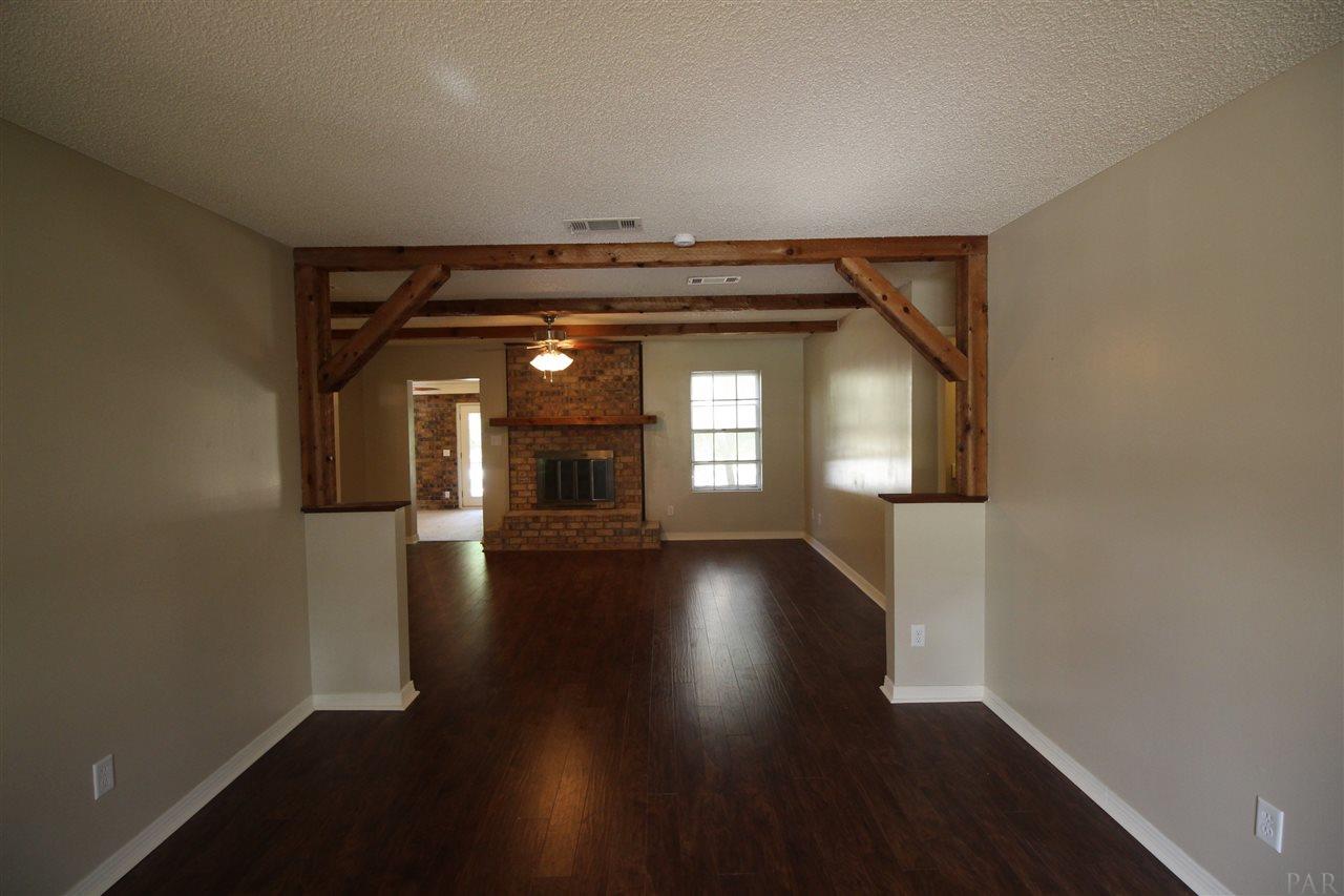 4218 Croydon Road Pensacola, FL 32514 - Photo 3 of 32 Gallery Image 3