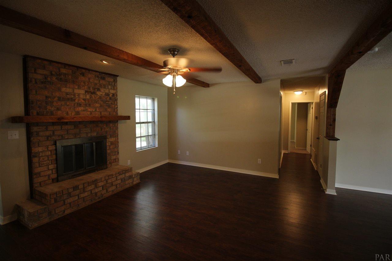 4218 Croydon Road Pensacola, FL 32514 - Photo 4 of 32 Gallery Image 4