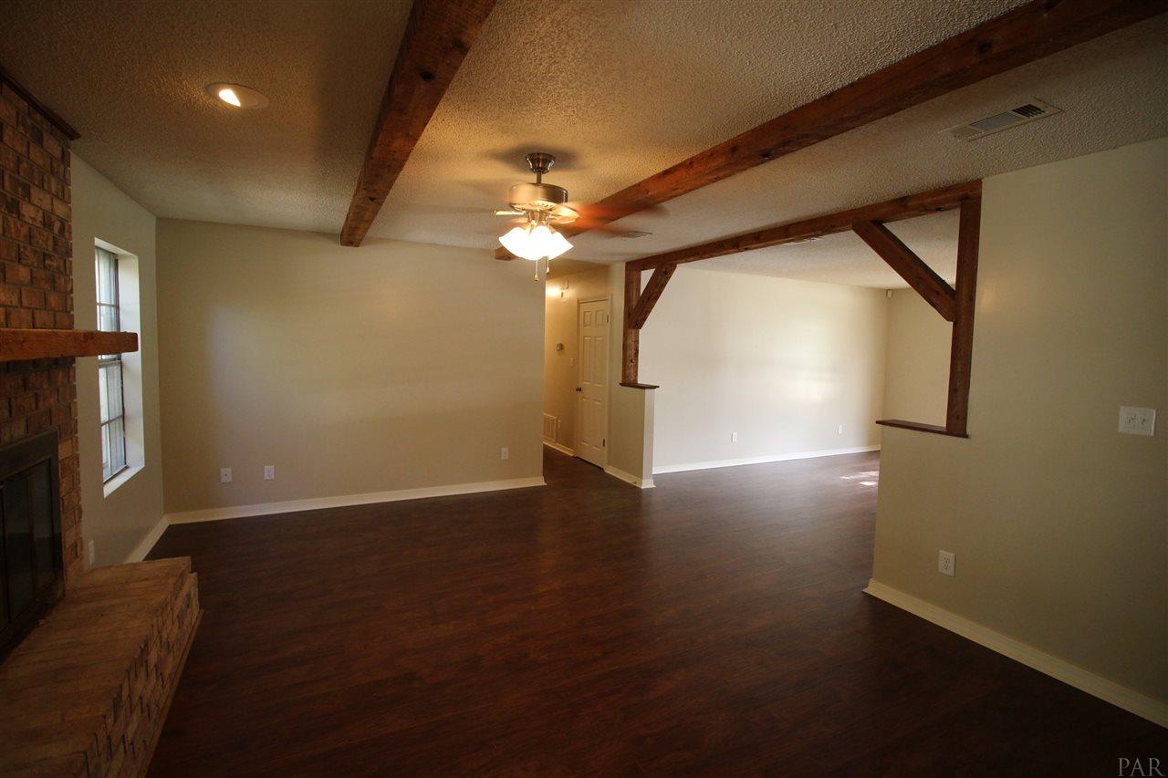 4218 Croydon Road Pensacola, FL 32514 - Photo 5 of 32 Gallery Image 5