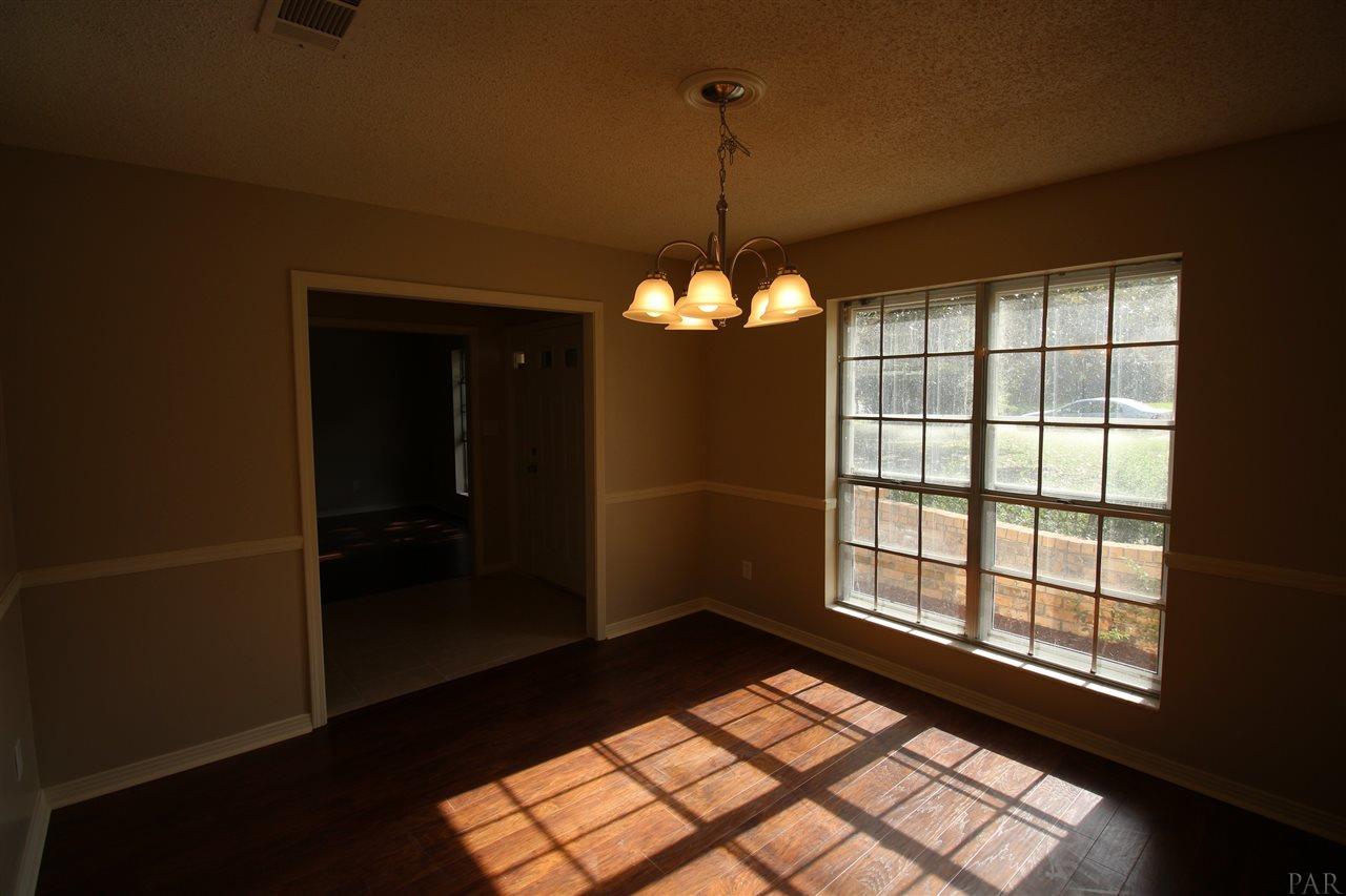 4218 Croydon Road Pensacola, FL 32514 - Photo 9 of 32 Gallery Image 9