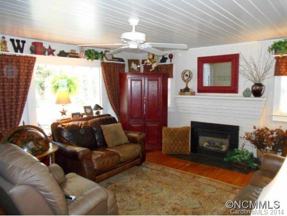 290 Banner Farm Road Mills River, NC 28759 - Photo 4 of 17 Gallery Image 4