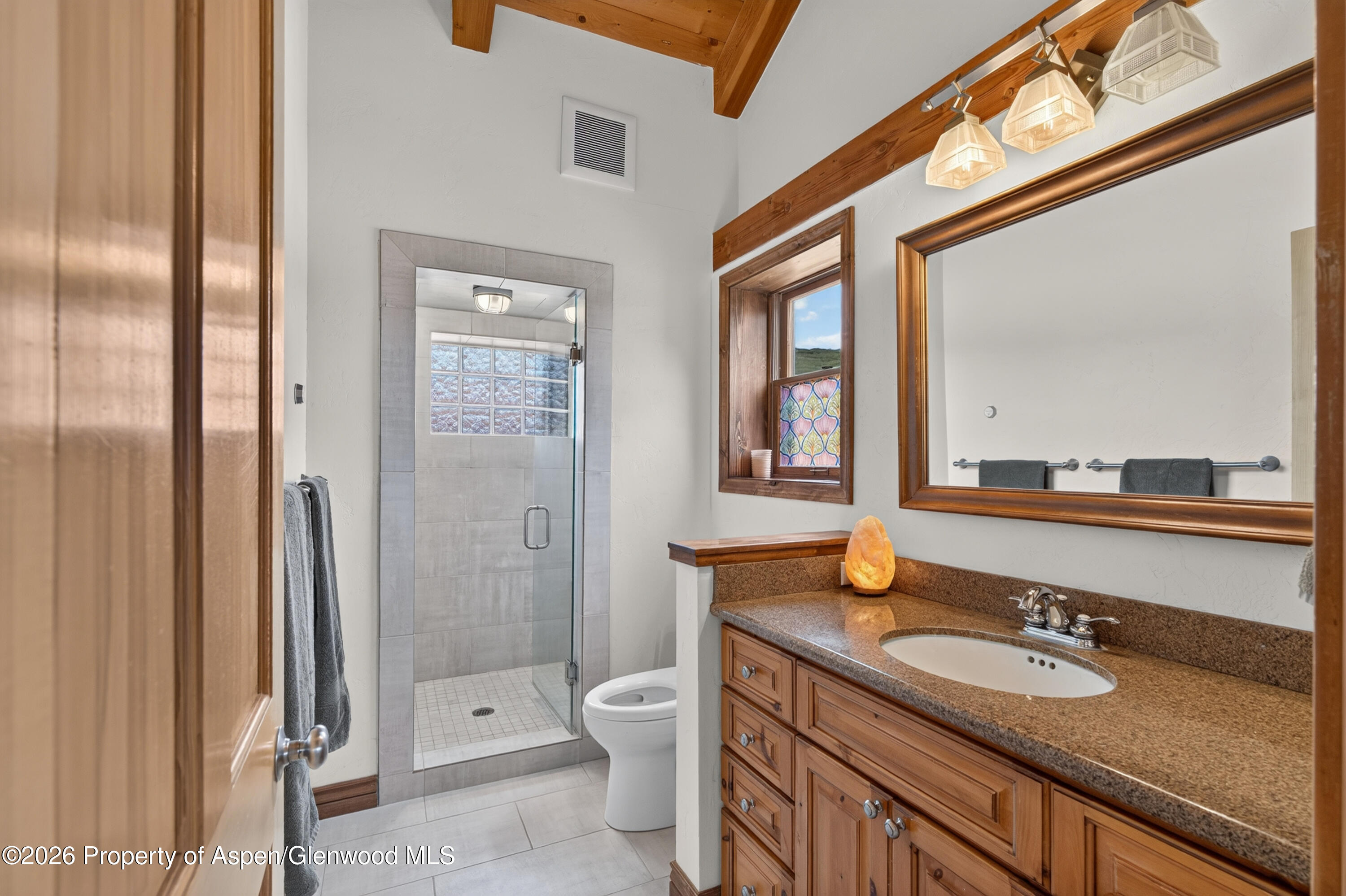 73 Haystack Road Glenwood Springs, CO 81601 - Photo 22 of 64 Primary ensuite bath