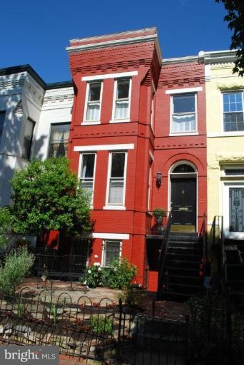 342 12th Street Southeast Washington, DC 20003 - Photo 1 of 1 Exterior (Main)