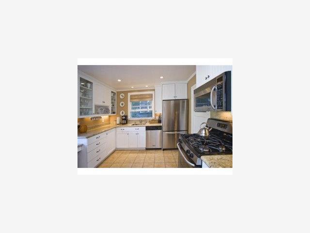 730 Crossway Road Burlingame, CA 94010 - Photo 4 of 9