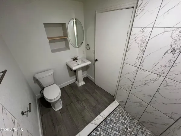 $1,850 | 382 West Cocopah Street, Phoenix, AZ 85003