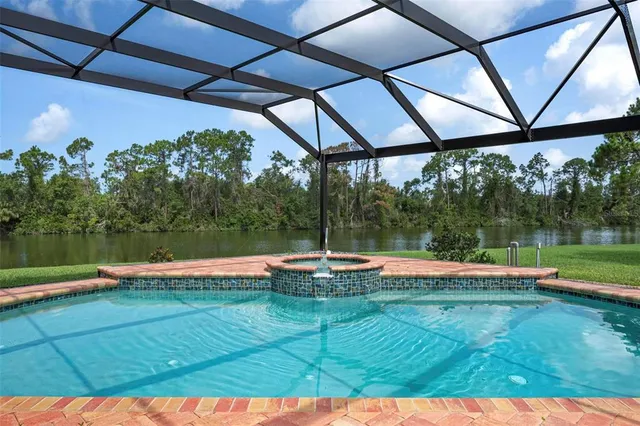 $1,139,000 | 8312 Misty Lake Circle, Sarasota, FL 34241