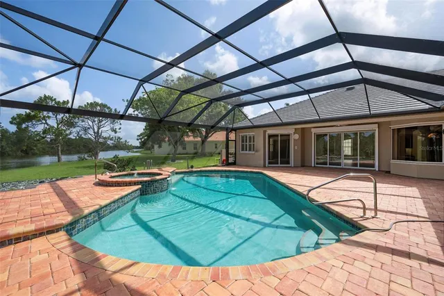 $1,139,000 | 8312 Misty Lake Circle, Sarasota, FL 34241