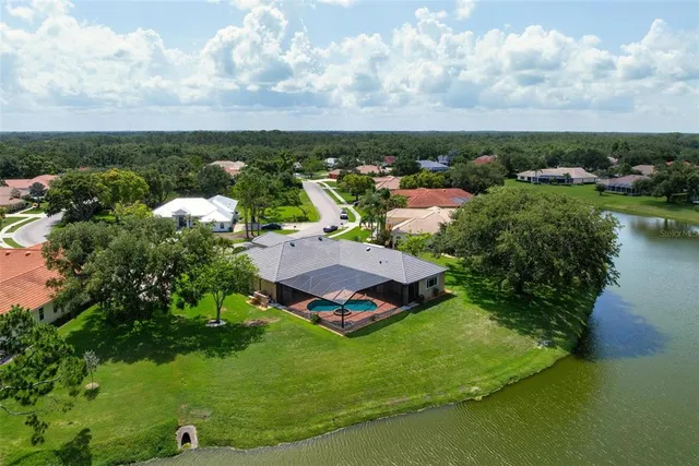 $1,139,000 | 8312 Misty Lake Circle, Sarasota, FL 34241