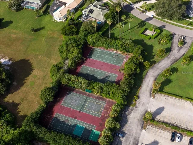 $1,139,000 | 8312 Misty Lake Circle, Sarasota, FL 34241