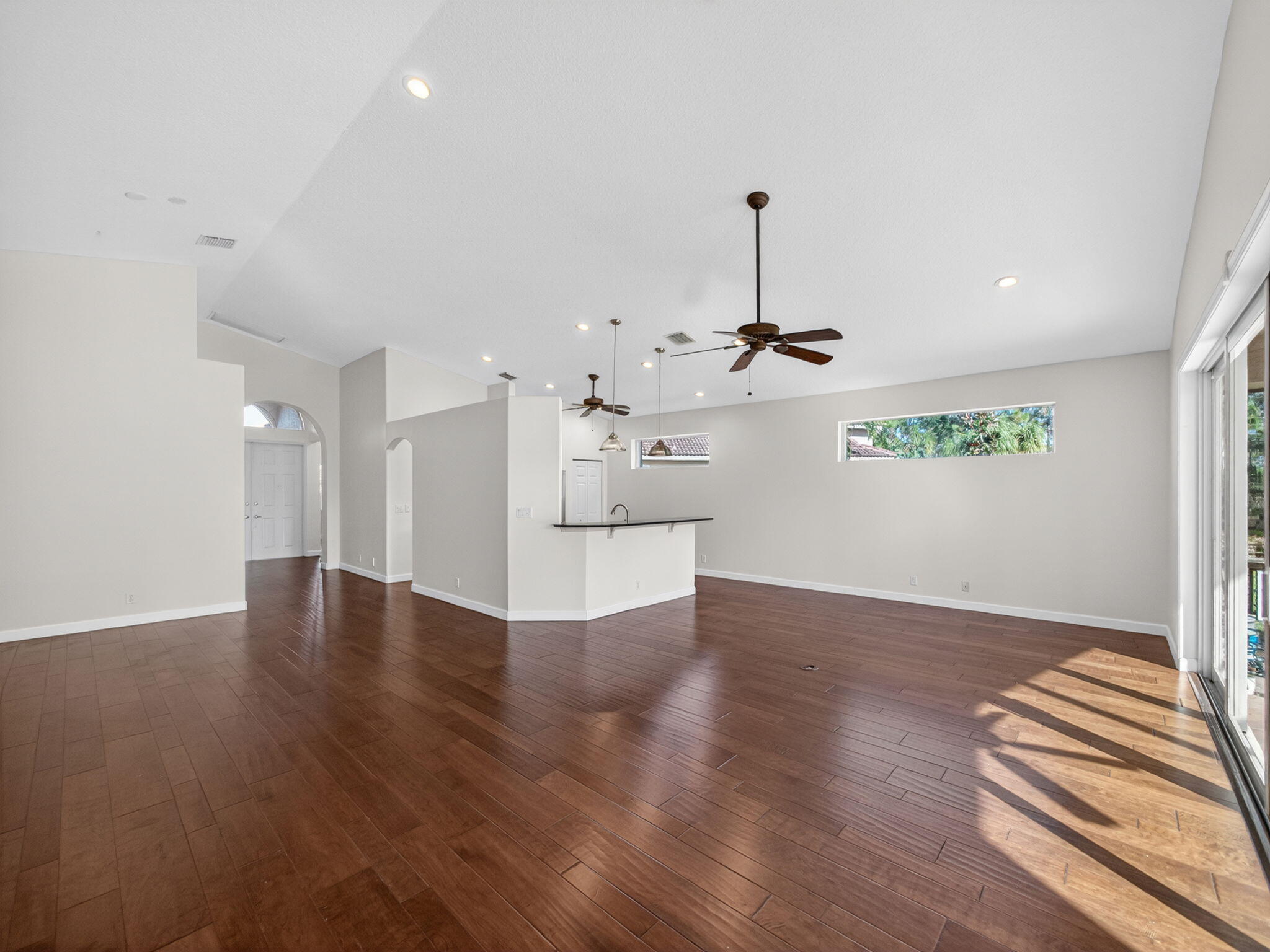 3008 Southeast Racoon Way Stuart, FL 34997 - Photo 7 of 32 Living/Dining