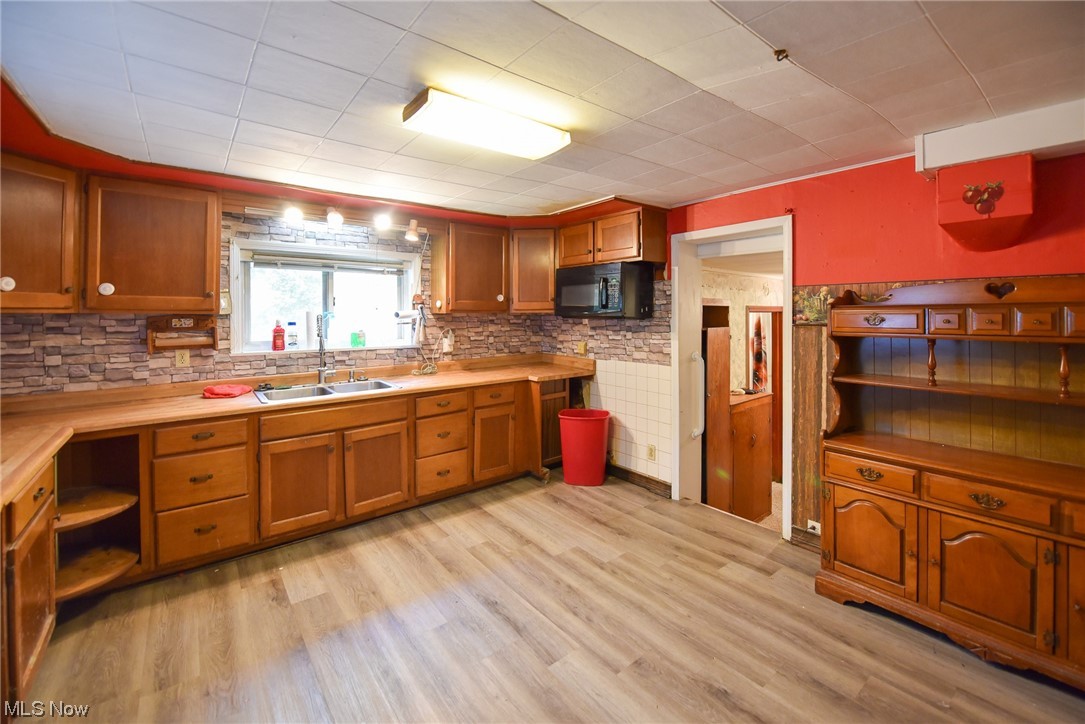 3061 Farmdale Road Akron, OH 44312 - Photo 15 of 27 Gallery Image 15