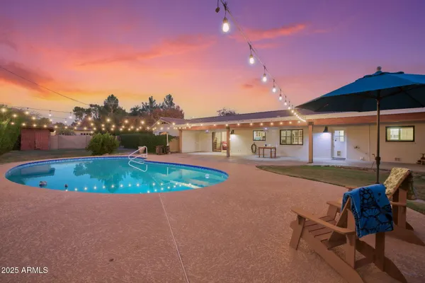 $1,050,000 | 3542 East Camelback Road, Phoenix, AZ 85018