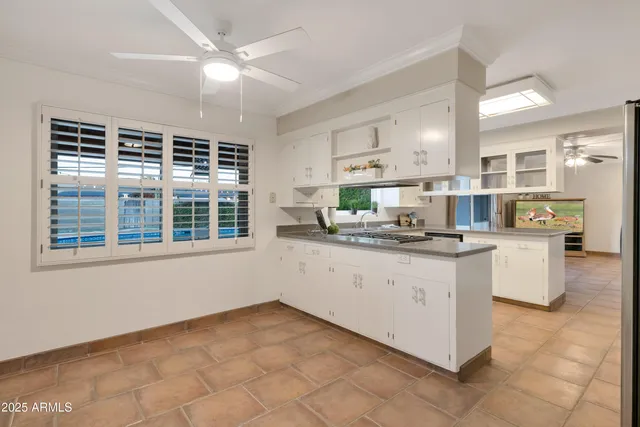 $1,400,000 | 3542 East Camelback Road, Phoenix, AZ 85018