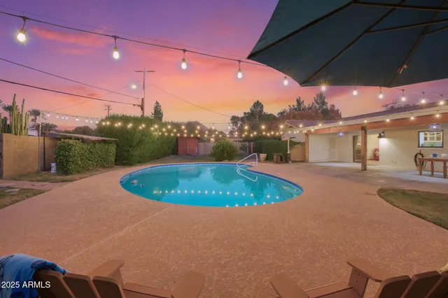 $1,400,000 | 3542 East Camelback Road, Phoenix, AZ 85018