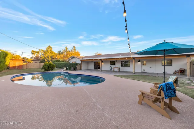 $1,400,000 | 3542 East Camelback Road, Phoenix, AZ 85018