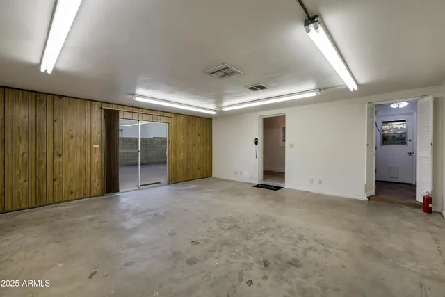 $1,400,000 | 3542 East Camelback Road, Phoenix, AZ 85018