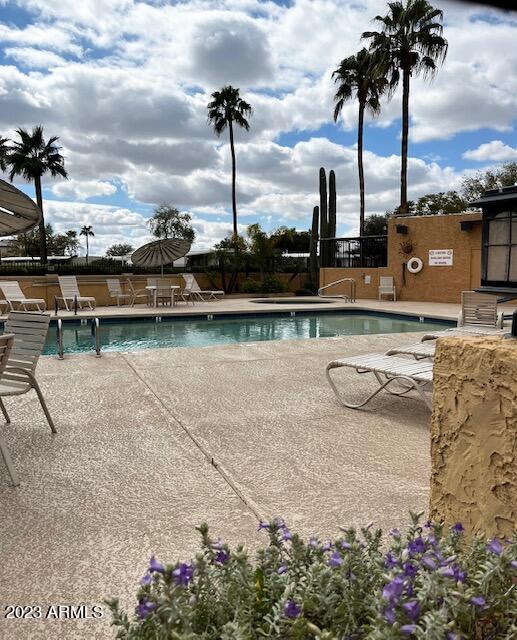 200 East Knox Road, Unit 34 Chandler, AZ 85225 - Photo 31 of 33 Community Pool KNOX (2)