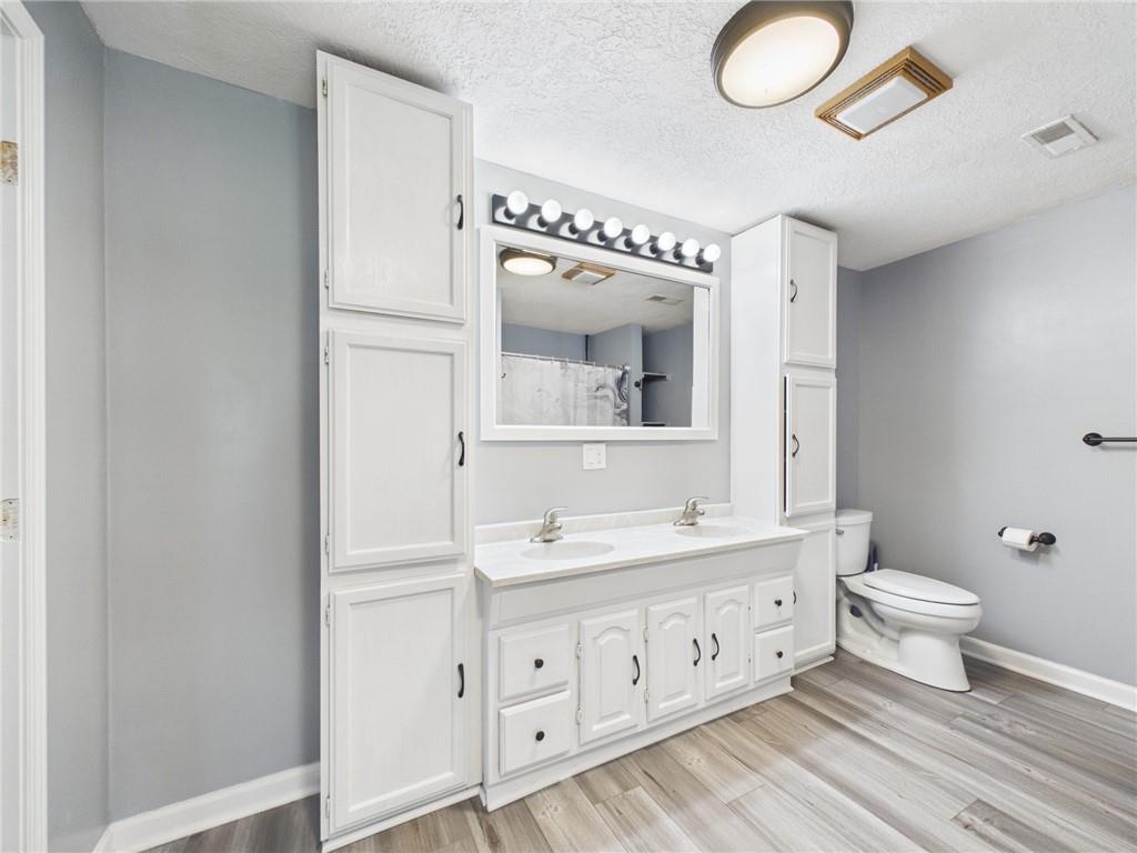 808 Northeast 221st Road Warrensburg, MO 64093 - Photo 21 of 58 Gallery Image 21