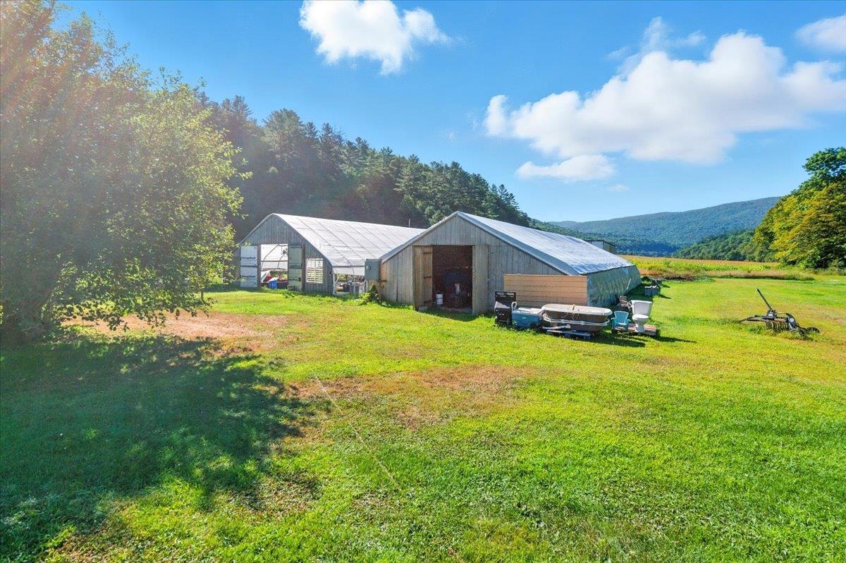 1433 North 116 Road, Unit B Bristol, VT 05443 - Photo 15 of 60 Gallery Image 15