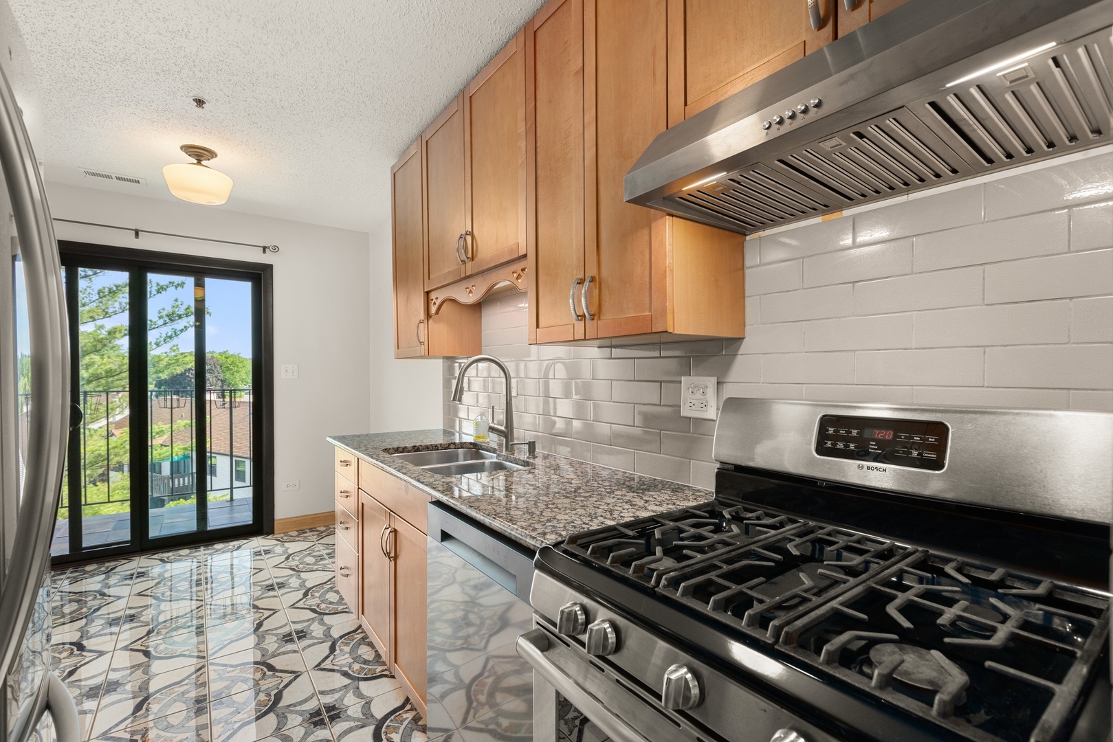 720 Weidner Road, Unit 307 Buffalo Grove, IL 60089 - Photo 3 of 34 Gallery Image 3
