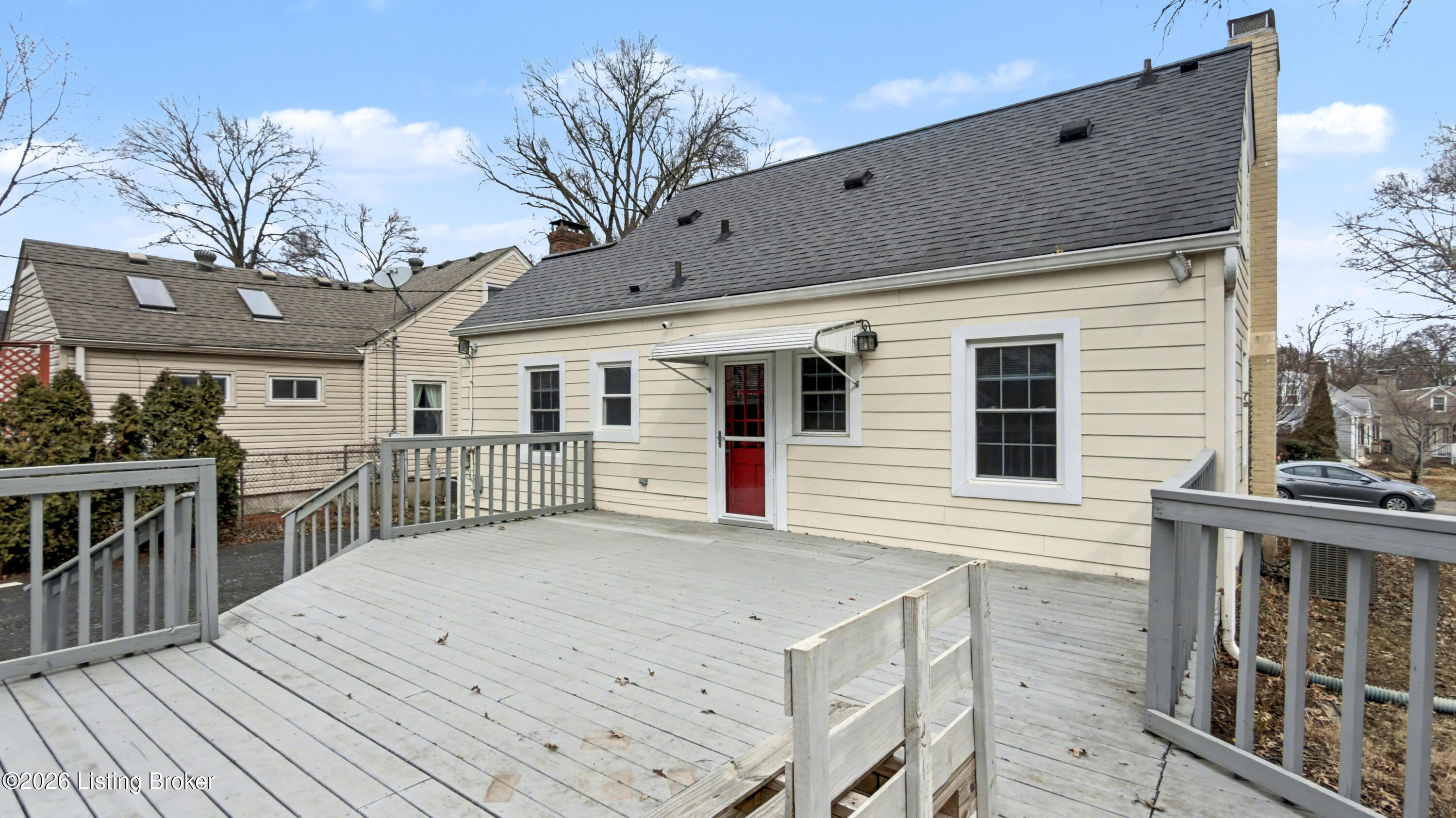 3132 Bobolink Road Louisville, KY 40213 - Photo 21 of 24 Back deck