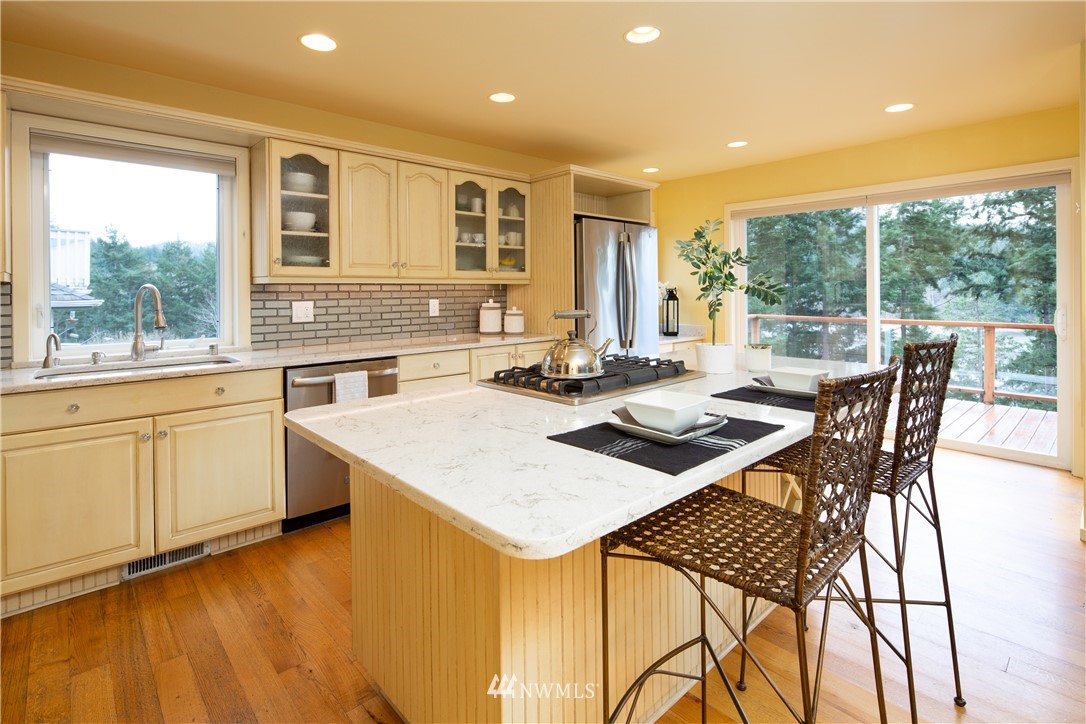 220 Sea Pines Road Bellingham, WA 98229 - Photo 8 of 40