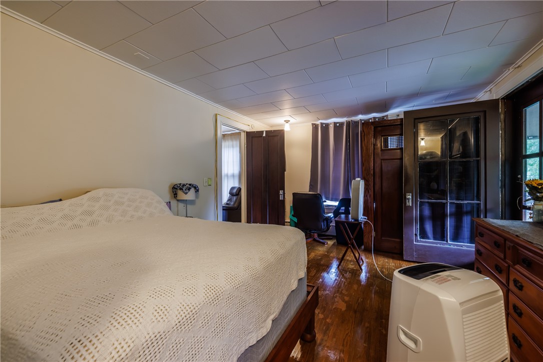 114 Field Street Rochester, NY 14620 - Photo 17 of 50