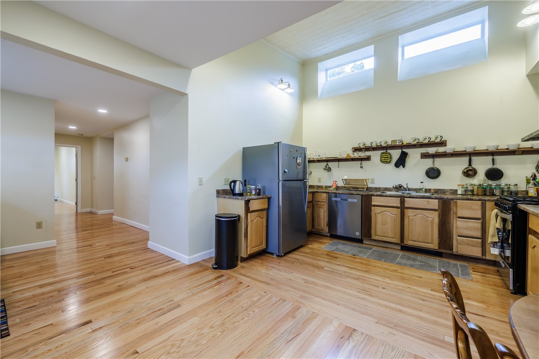 114 Field Street Rochester, NY 14620 - Photo 23 of 50 All New 2024!