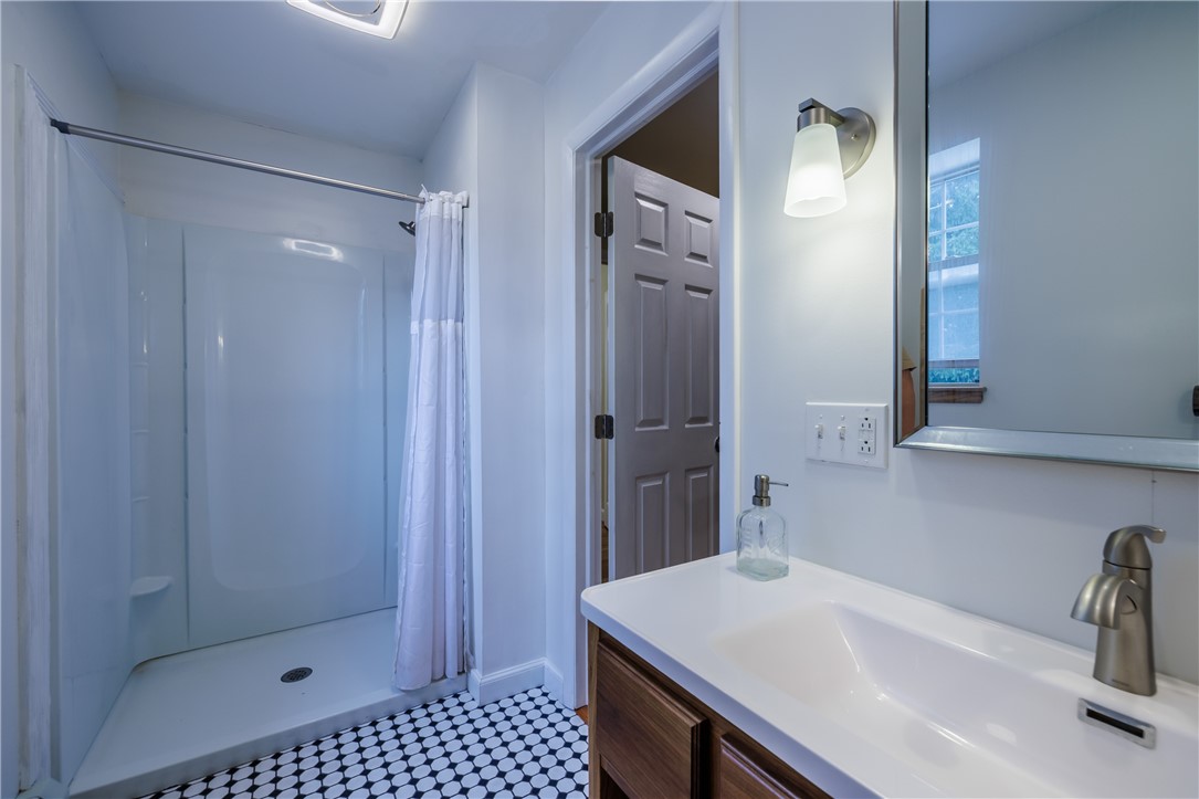 114 Field Street Rochester, NY 14620 - Photo 32 of 50