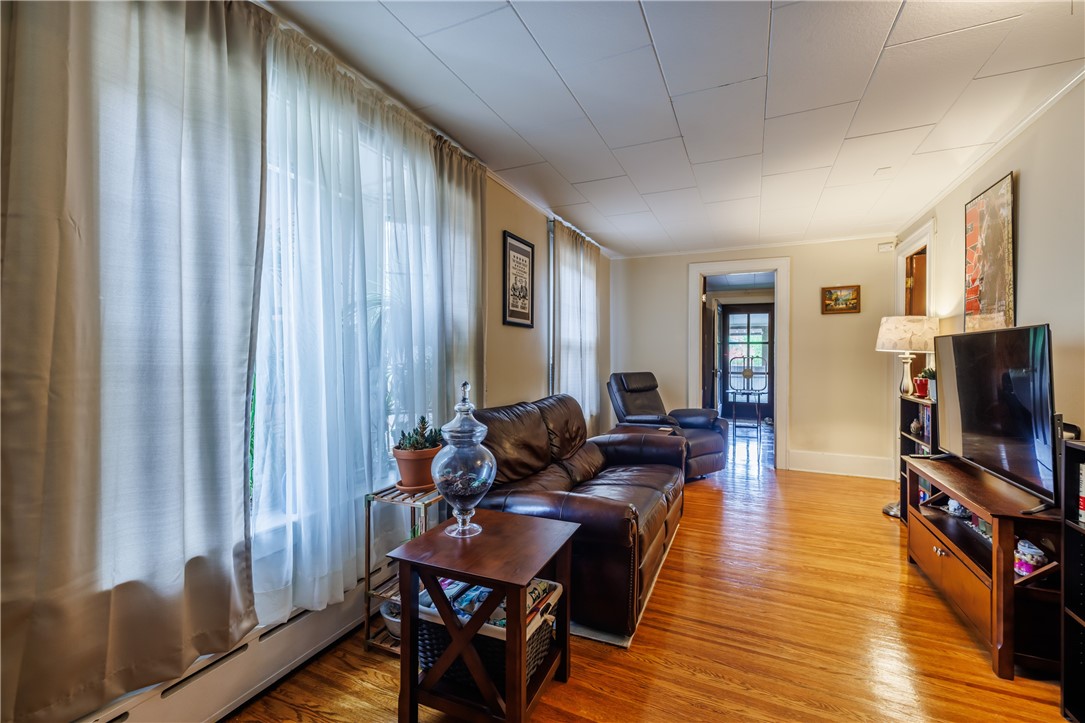 114 Field Street Rochester, NY 14620 - Photo 9 of 50